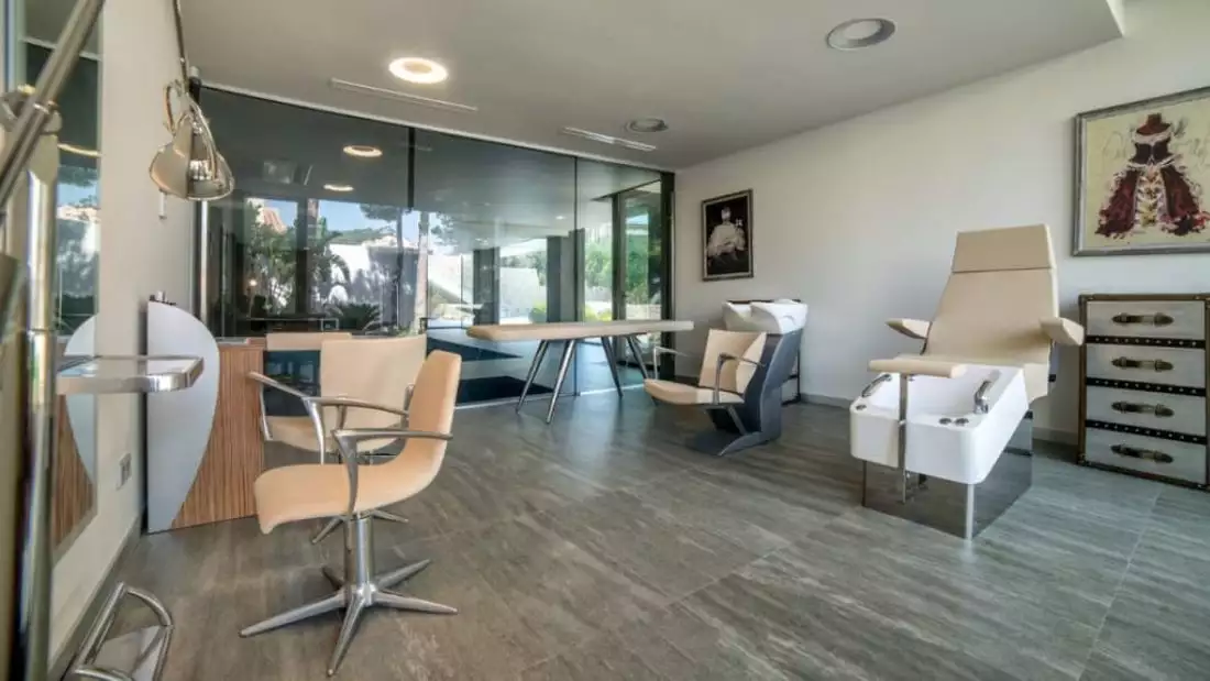 Villa 1800m² in Spain, Alicante. Priced at 8500000€ rent photo-7