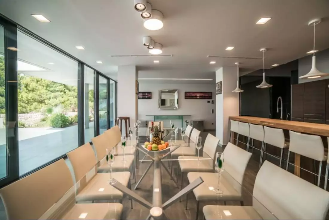 Villa 1800m² in Spain, Alicante. Priced at 8500000€ rent photo-8
