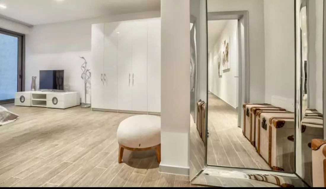 Villa 1800m² in Spain, Alicante. Priced at 8500000€ rent photo-14