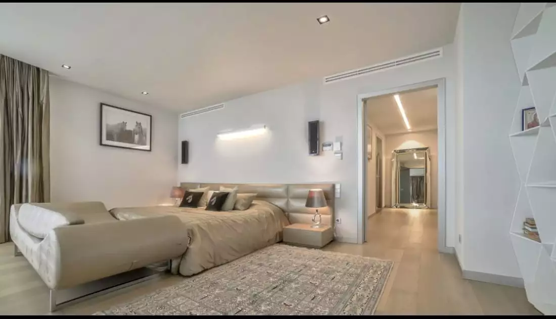 Villa 1800m² in Spain, Alicante. Priced at 8500000€ rent photo-20