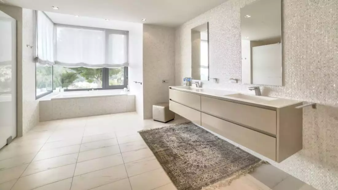 Villa 1800m² in Spain, Alicante. Priced at 8500000€ rent photo-22