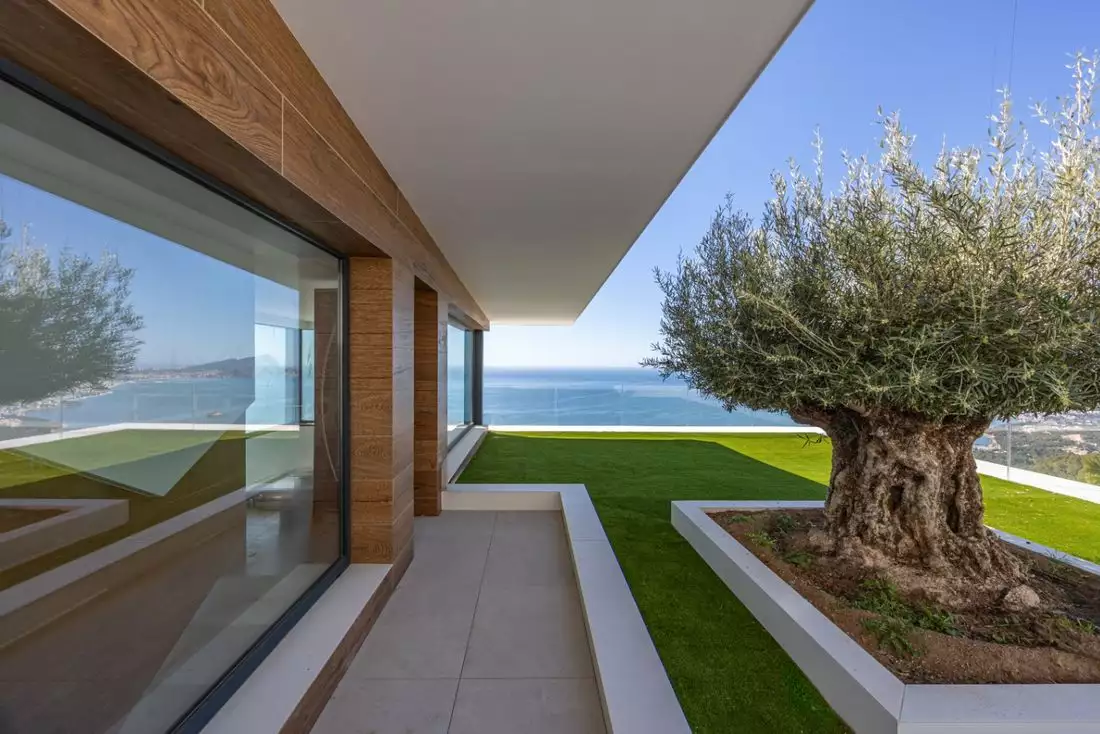 Villa 1050m² in Spain, Alicante. Priced at 5200000€ rent photo-8