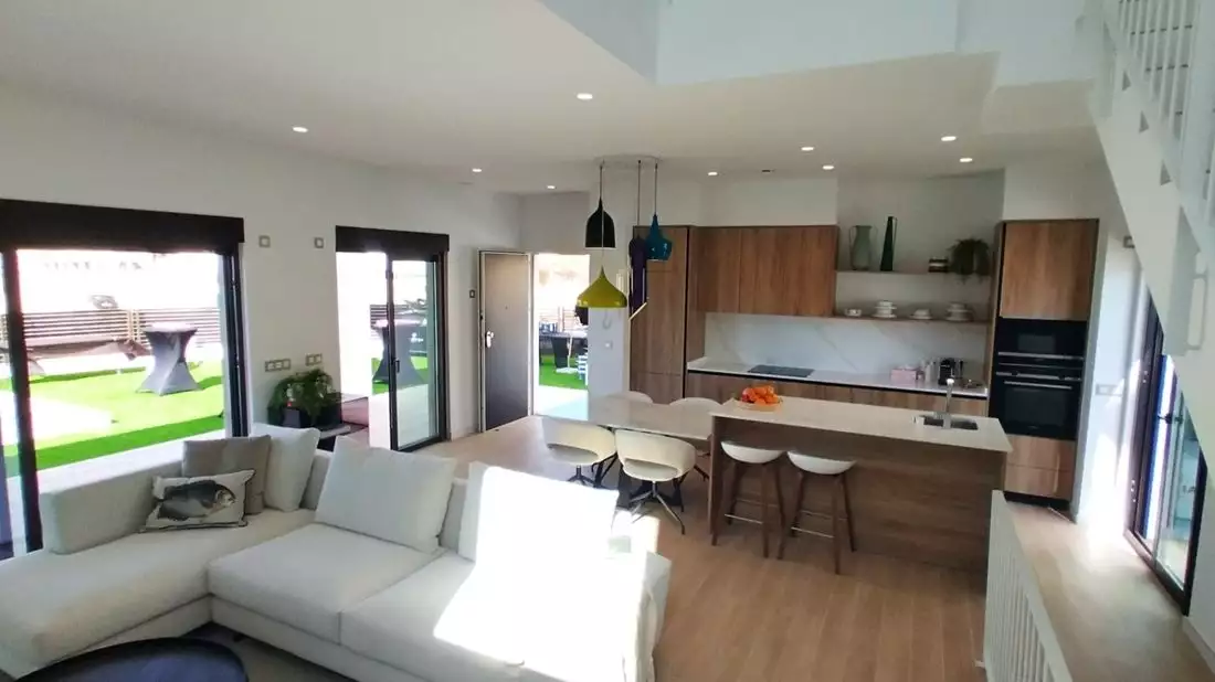 Villa 167m² in Spain, Alicante. Priced at 565000€ rent photo-13