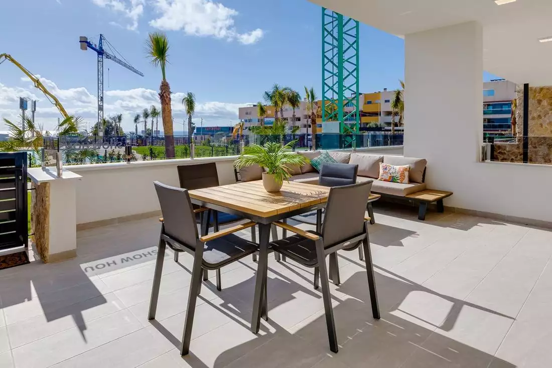 Flat 103m² in Spain, Alicante. Priced at 789000€ rent photo-1