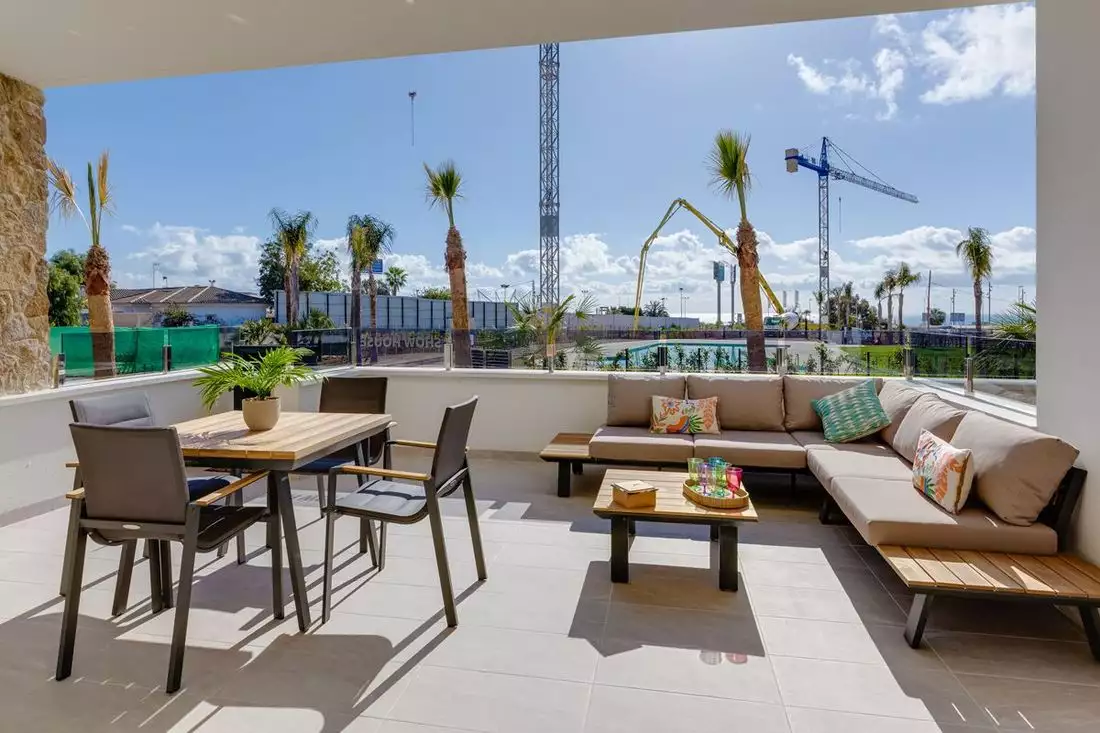 Flat 103m² in Spain, Alicante. Priced at 789000€ rent photo-4