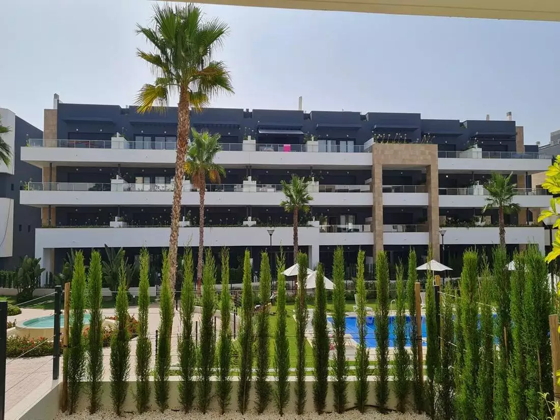 Flat 96m² in Spain, Alicante. Priced at 340000€ rent photo-2