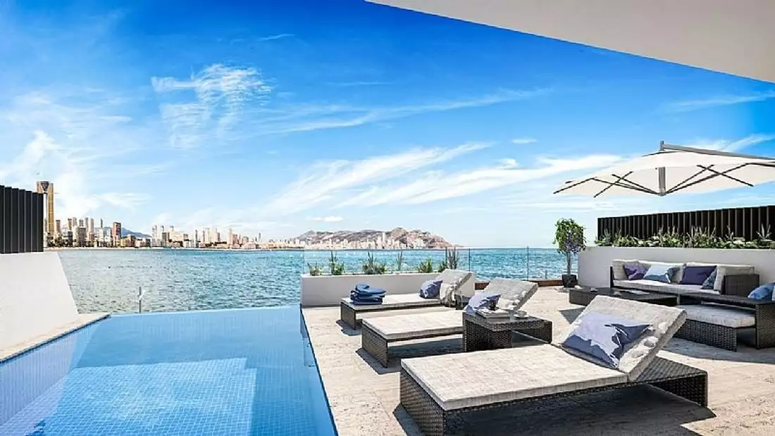 Flat 175m² in Spain, Benidorm. Priced at 1650000€ rent photo-5