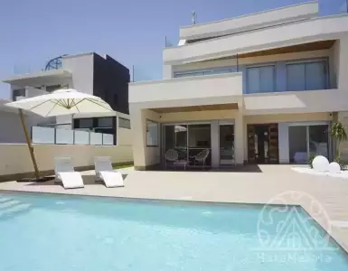 Buy in Spain for 1430000€