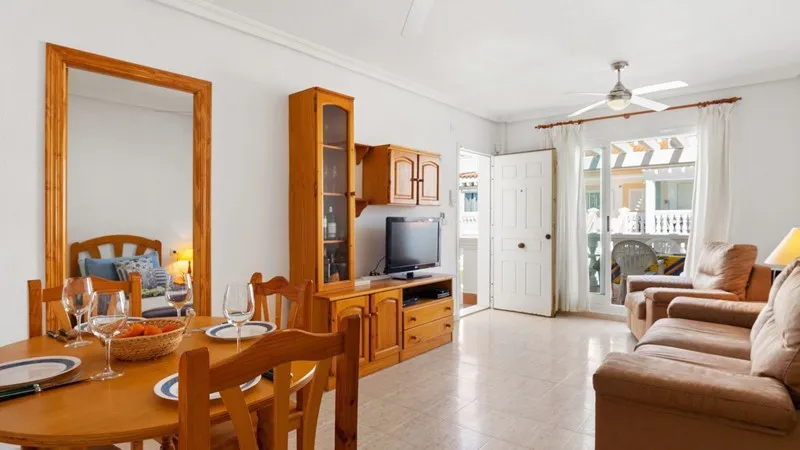 House 78m² in Spain, Orihuela. Priced at 134365£ rent photo-1