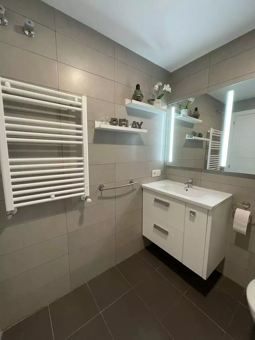 Flat 158m² in Spain, Alicante. Priced at 400000€ rent photo-21