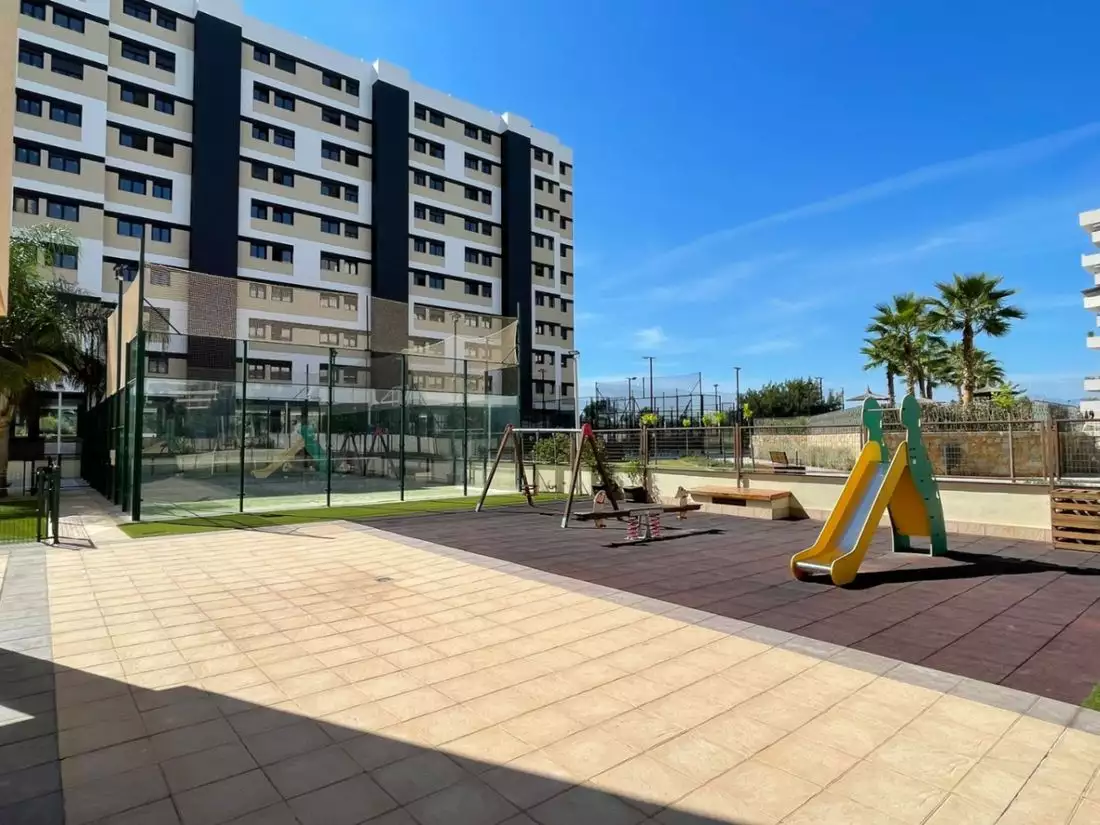 Flat 158m² in Spain, Alicante. Priced at 400000€ rent photo-24