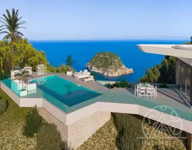 Buy in Spain for 3995000€