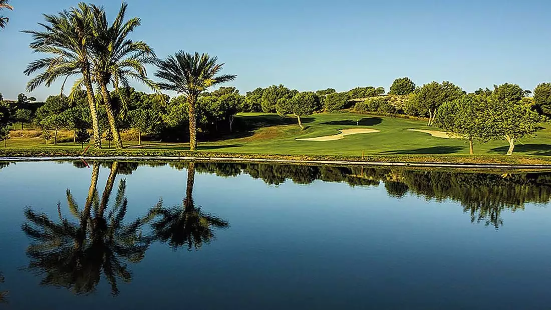 Flat 157m² in Spain, Alicante. Priced at 240000€ rent photo-13