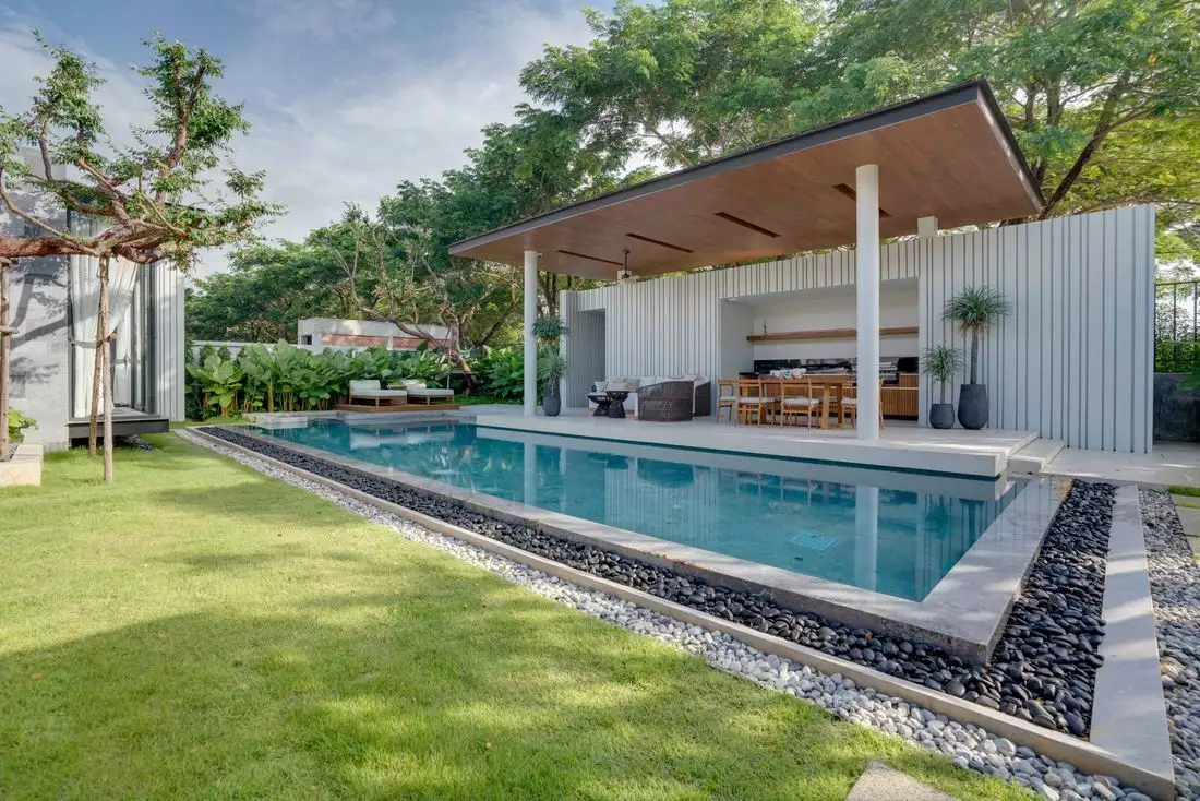 Villa 318m² in Thailand, Phuket. Priced at 911000€ rent photo-3