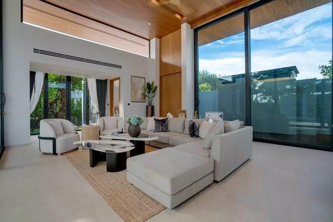 Villa 318m² in Thailand, Phuket. Priced at 911000€ rent photo-6