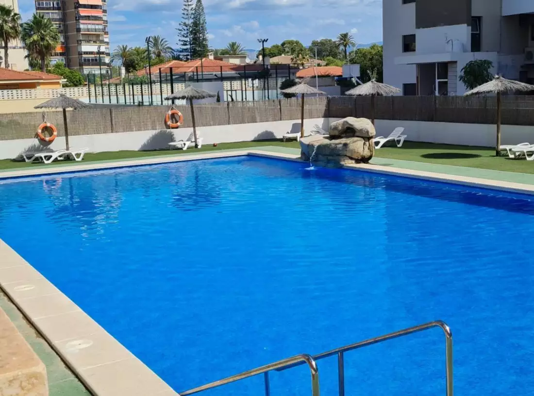 Flat 102m² in Spain, Alicante. Priced at 395000€ rent photo-3