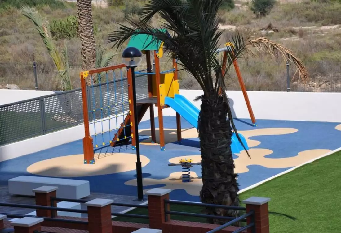 Flat 102m² in Spain, Alicante. Priced at 395000€ rent photo-6