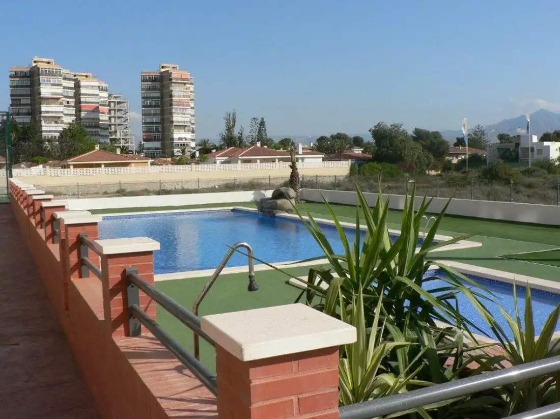 Flat 102m² in Spain, Alicante. Priced at 395000€ rent photo-7