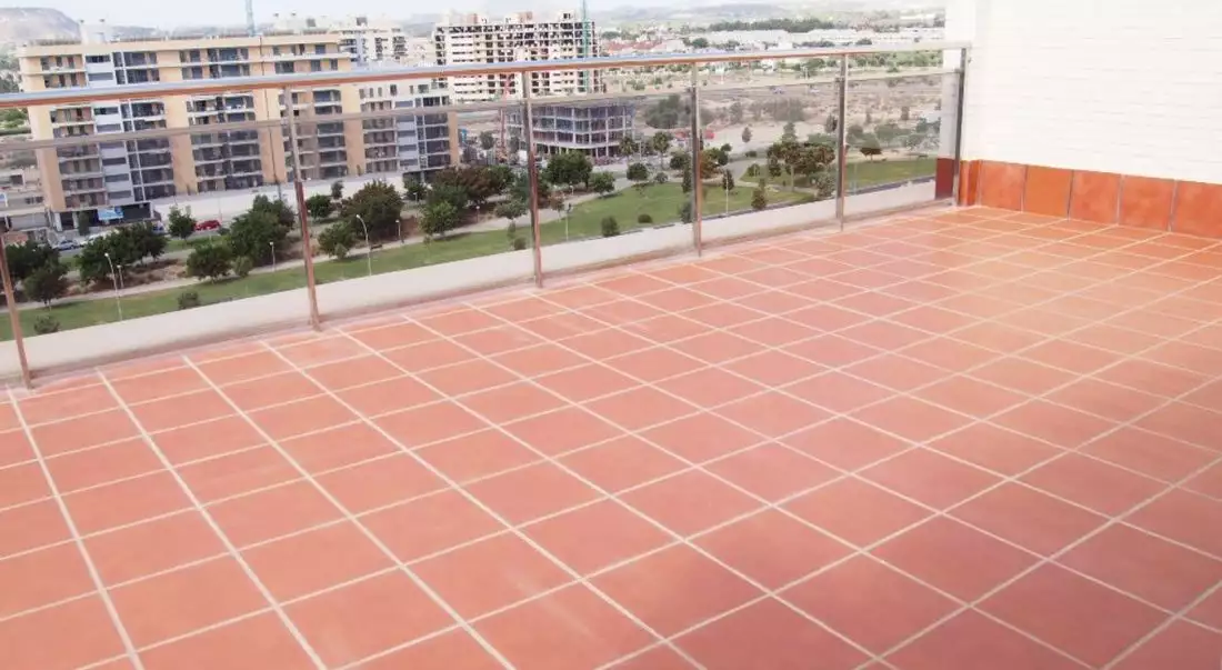 Flat 102m² in Spain, Alicante. Priced at 395000€ rent photo-11