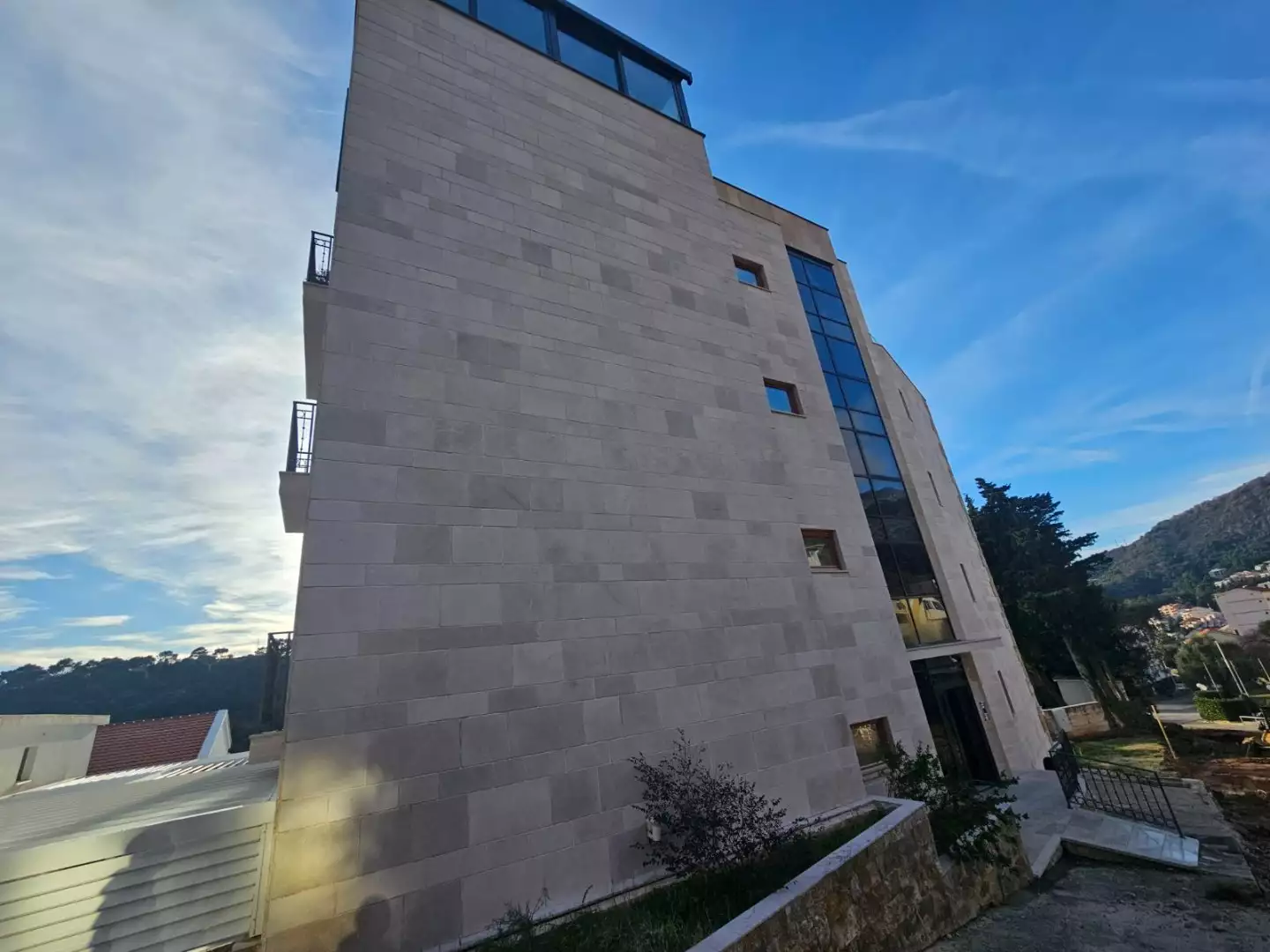 Flat 30m² in Montenegro, Petrovac. Priced at 99000€ rent photo-2