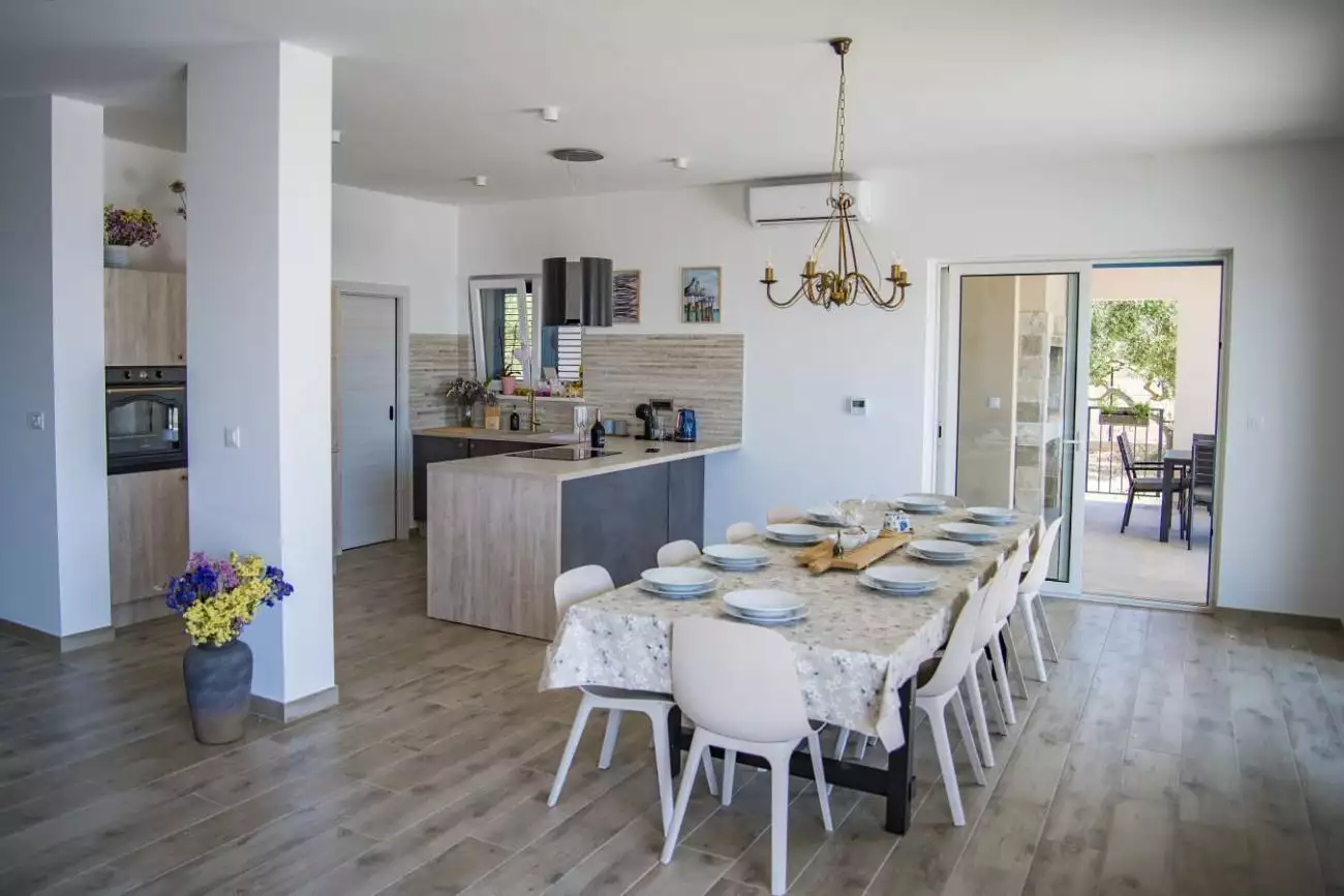 Villa 277m² in Croatia, Kastela. Priced at 1100000€ rent photo-22