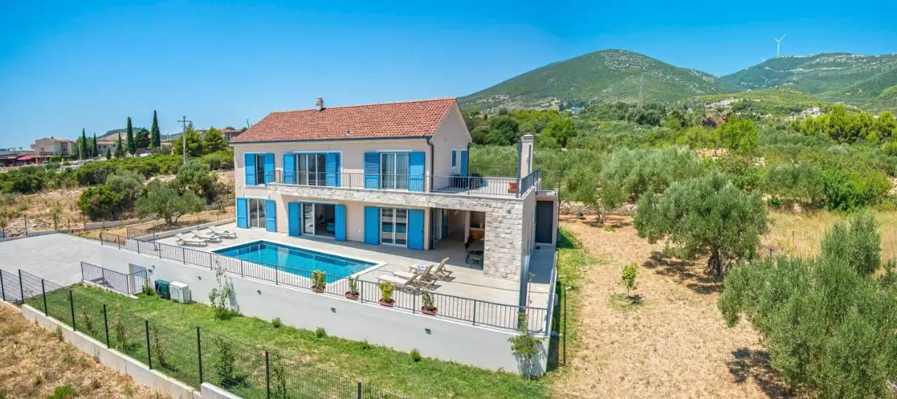 Villa 277m² in Croatia, Split. Priced at 1100000€ rent photo-20