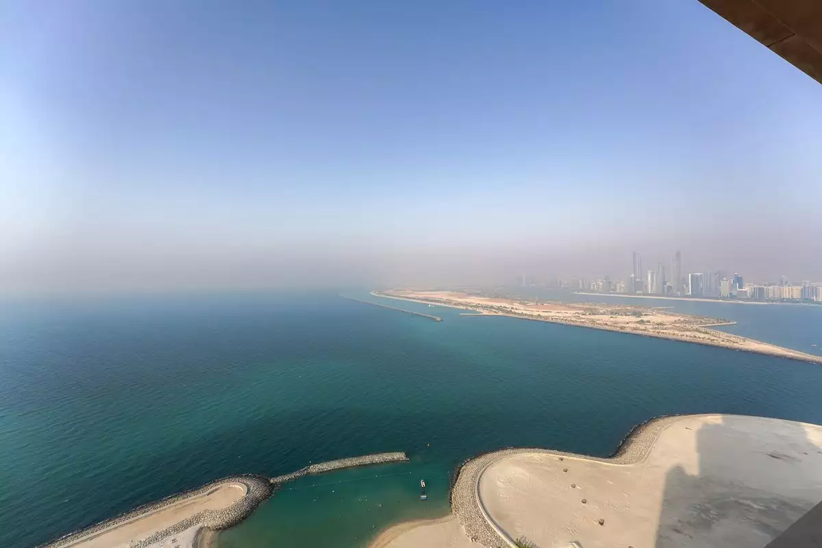 Flat 286m² in UAE, Abu Dhabi. Priced at 1962968€ rent photo-25