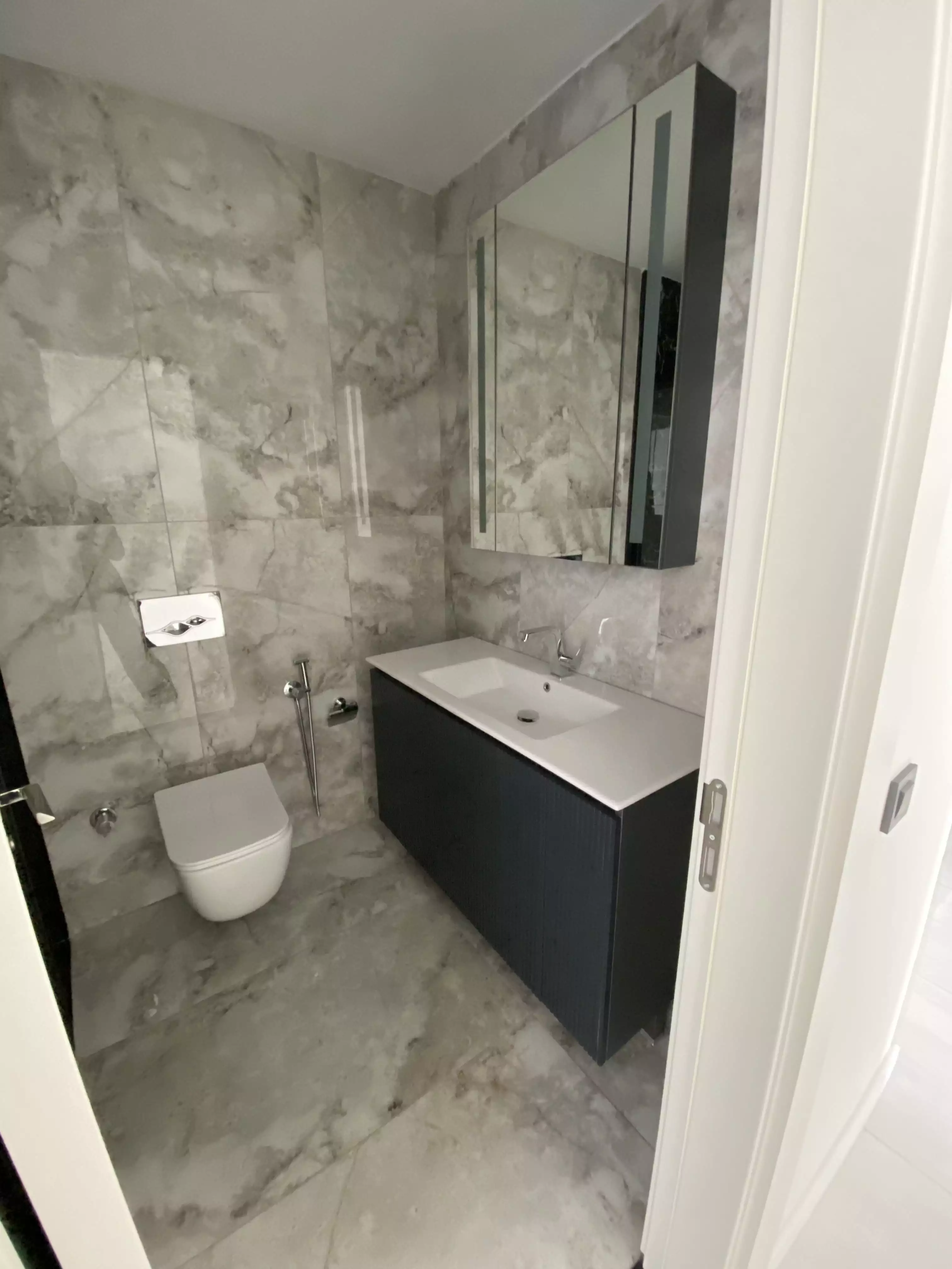 Flat 129m² in Turkey, Avsallar. Priced at 253000€ rent photo-24
