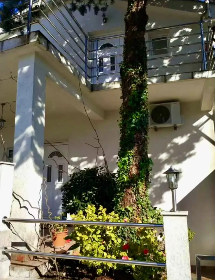 House 180m² in Montenegro, Herceg Novi. Priced at 320000€ rent photo-13