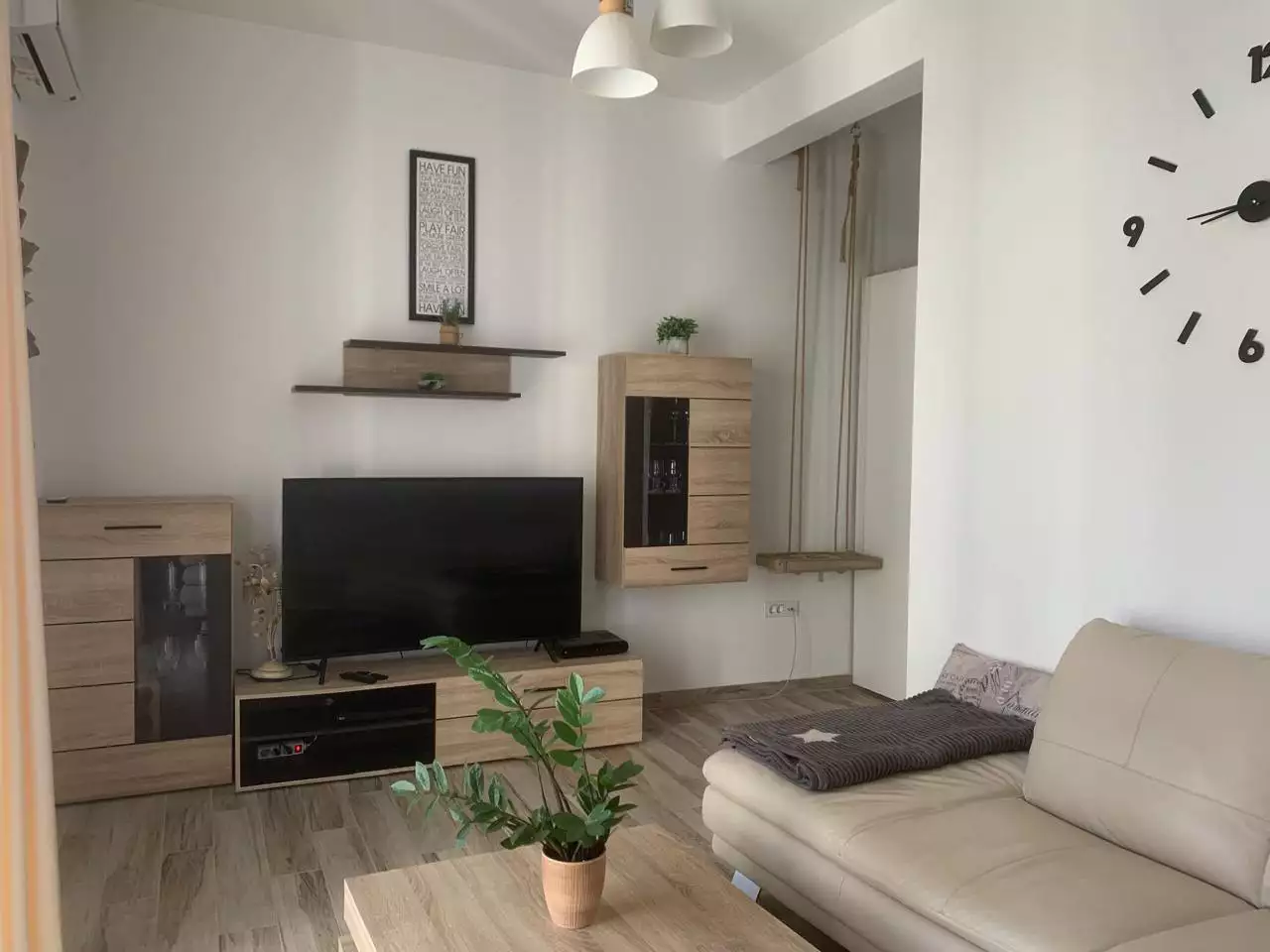 Flat 35m² in Montenegro, Budva. Priced at 110000€ rent photo-4