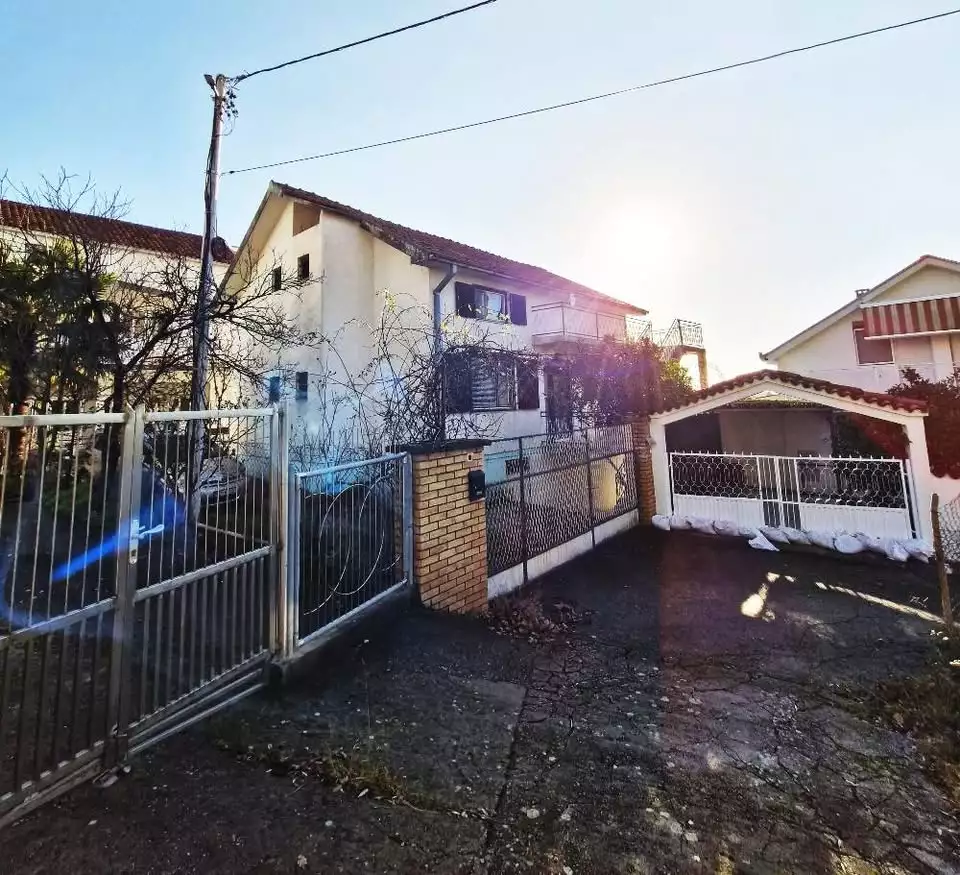 House 249m² in Montenegro, Dobra Voda. Priced at 150000€ rent photo-4