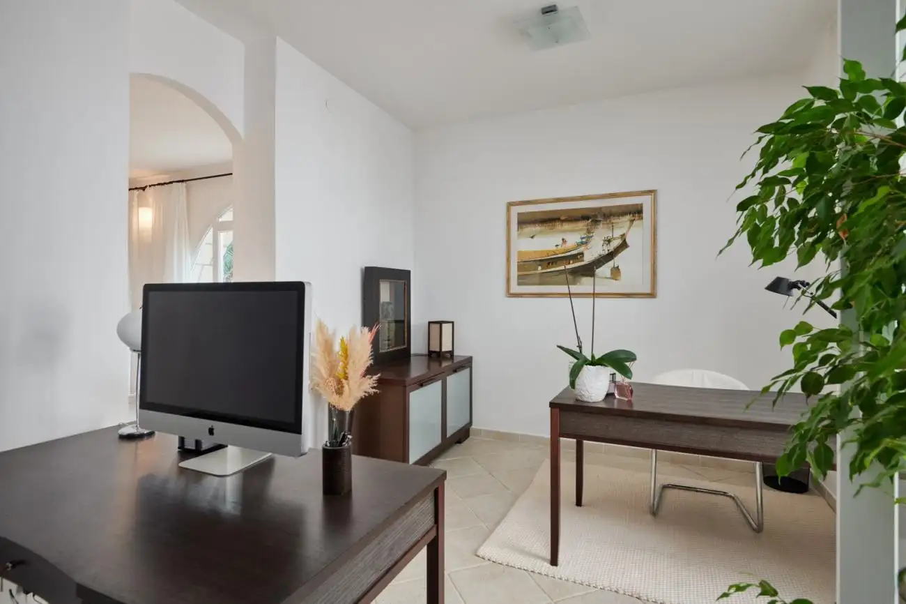 Villa 350m² in Croatia, Dubrovnik. Priced at 5000000€ rent photo-20