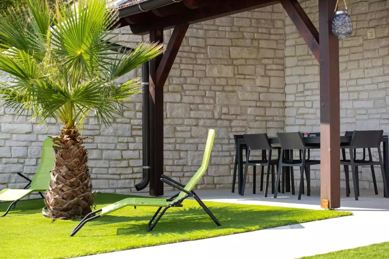 House 394m² in Turkey, Trabzon. Priced at 1260000€ rent photo-10