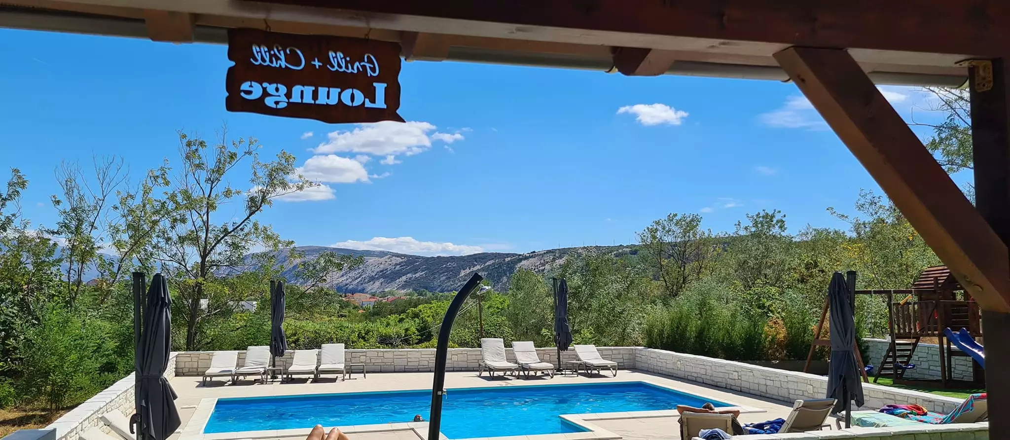 House 394m² in Turkey, Trabzon. Priced at 1260000€ rent photo-12