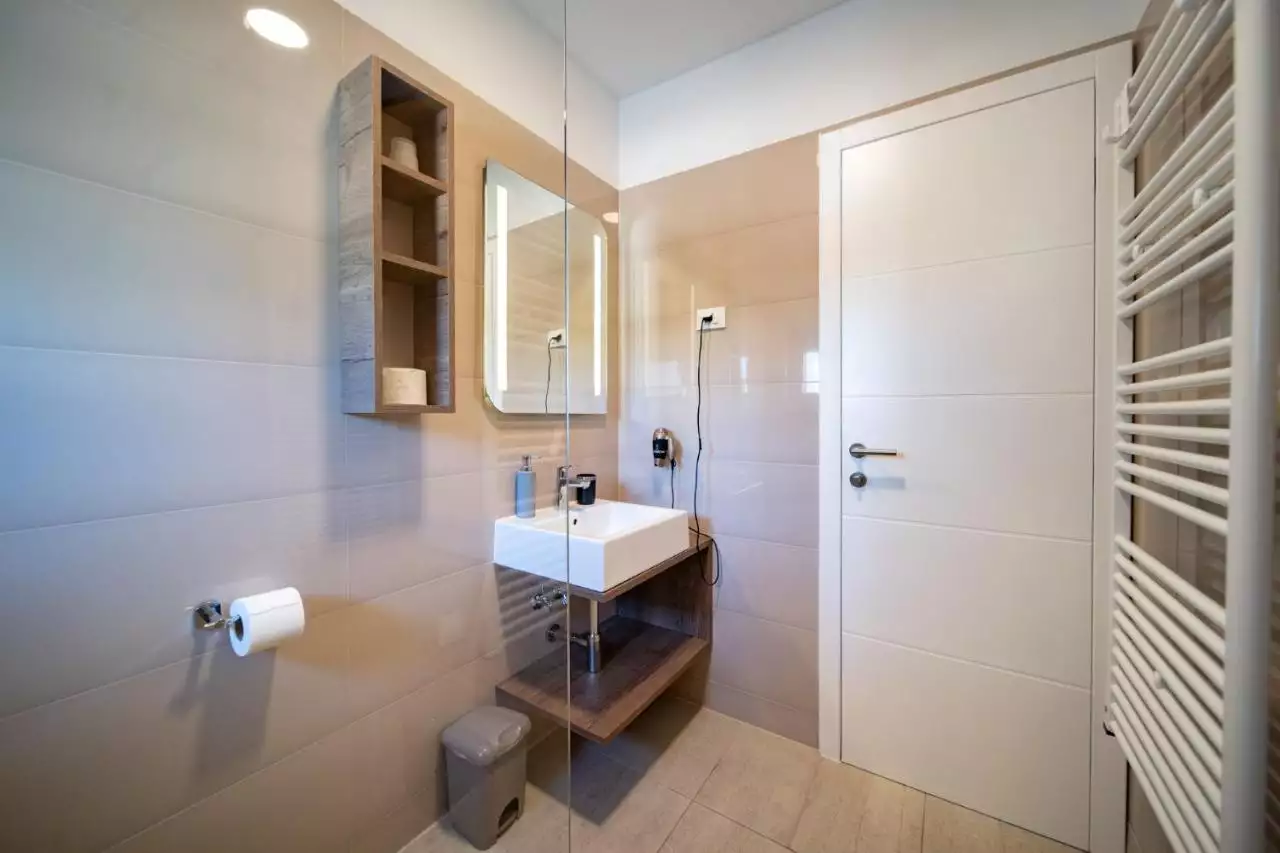 House 394m² in Turkey, Trabzon. Priced at 1260000€ rent photo-15