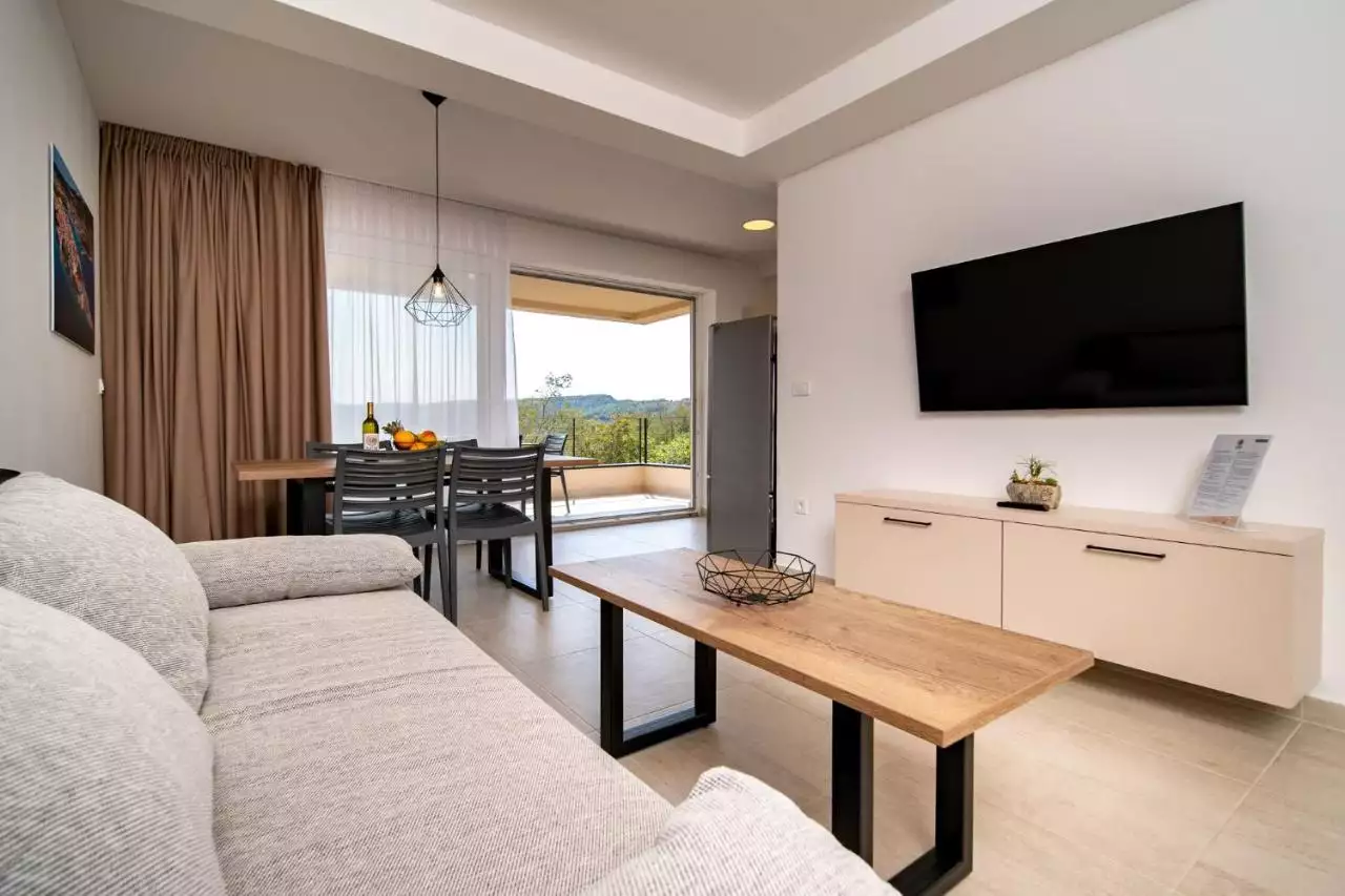 House 394m² in Turkey, Trabzon. Priced at 1260000€ rent photo-24