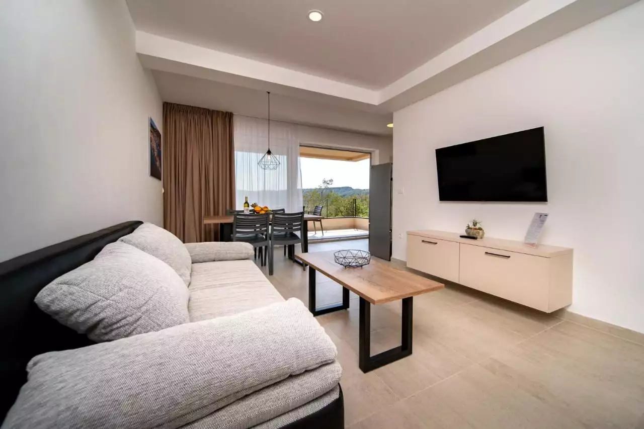 House 394m² in Turkey, Trabzon. Priced at 1260000€ rent photo-25
