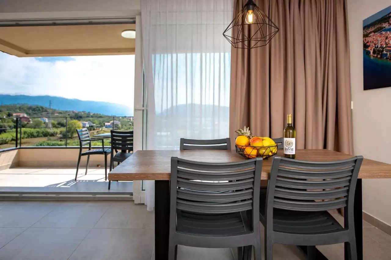 House 394m² in Turkey, Trabzon. Priced at 1260000€ rent photo-37