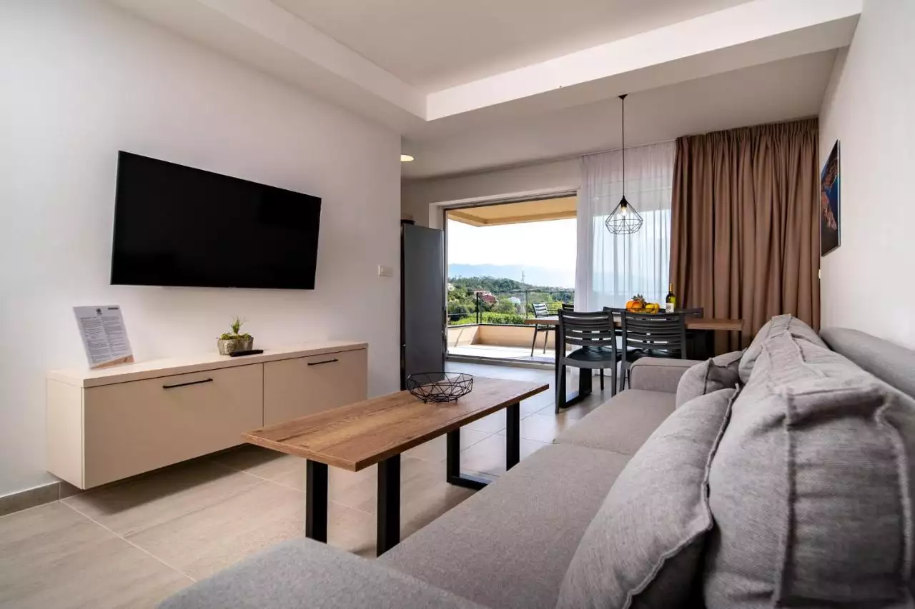 House 394m² in Turkey, Trabzon. Priced at 1260000€ rent photo-38