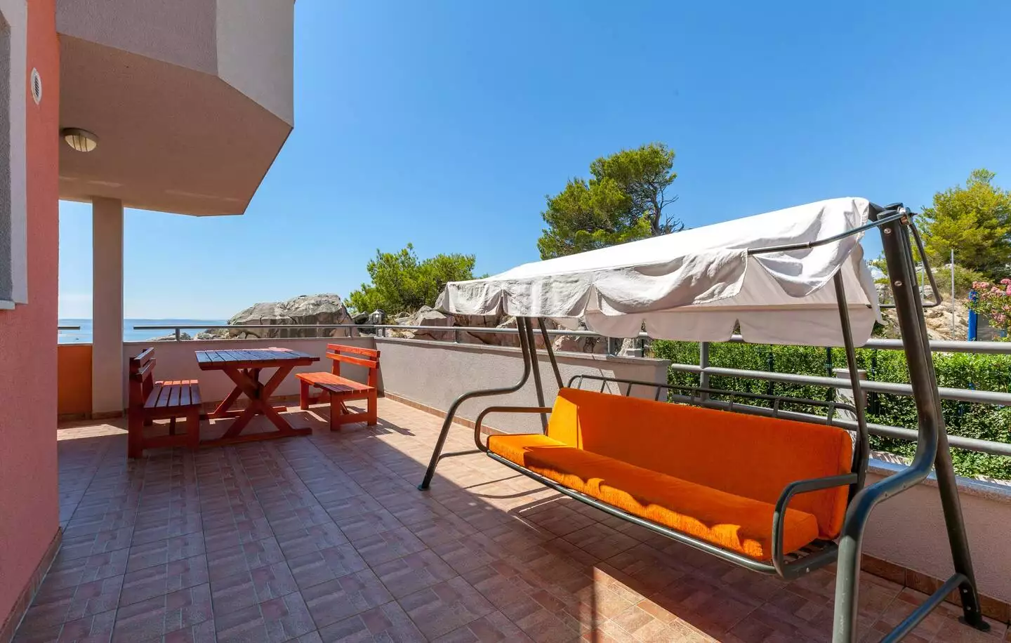 House 490m² in Croatia, Podstrana. Priced at 1300000€ rent photo-28