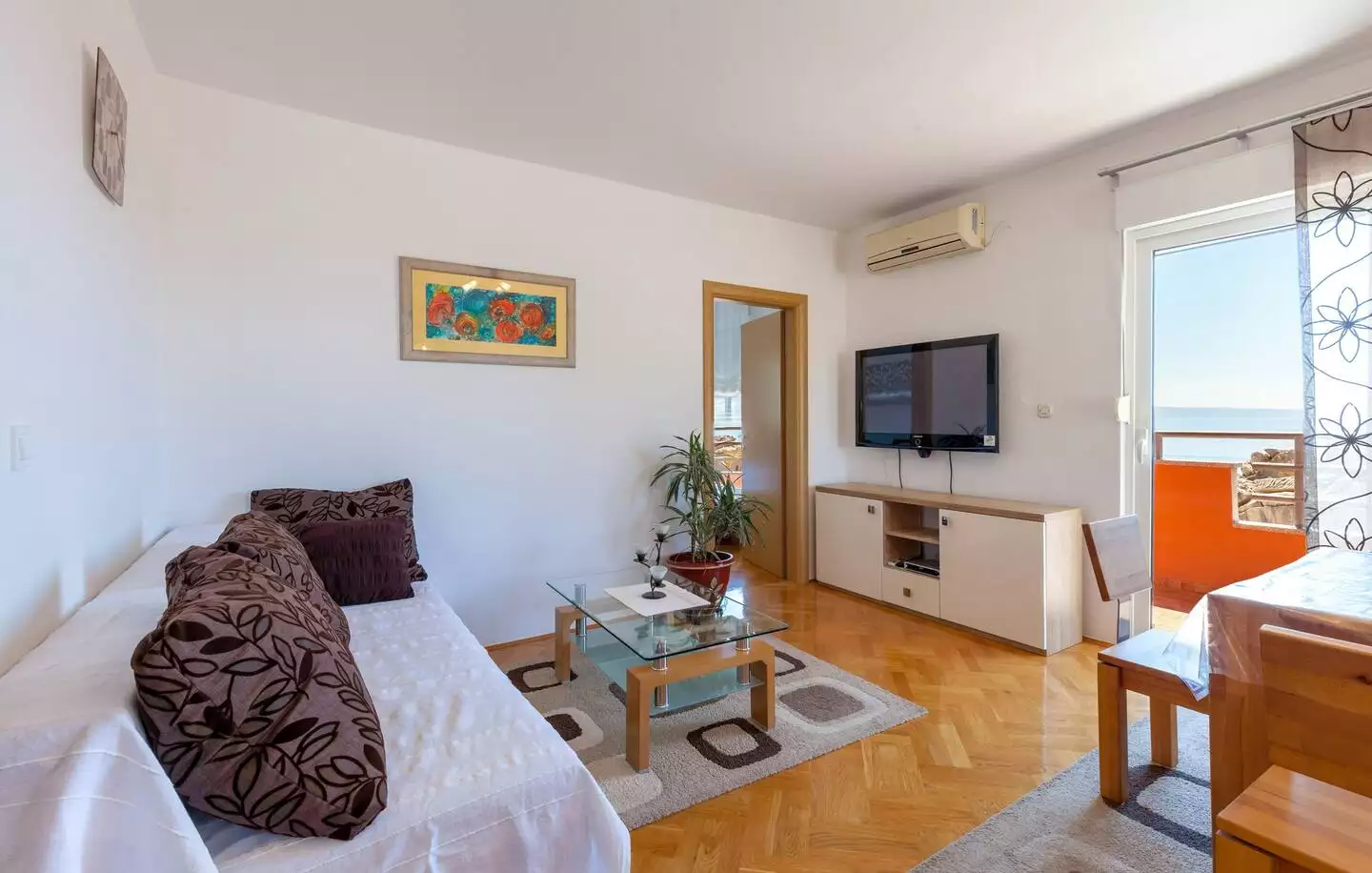 House 490m² in Croatia, Podstrana. Priced at 1300000€ rent photo-30
