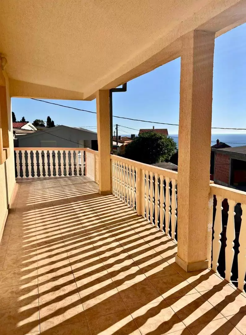 House 146m² in Montenegro, Sutomore. Priced at 165000€ rent photo-3