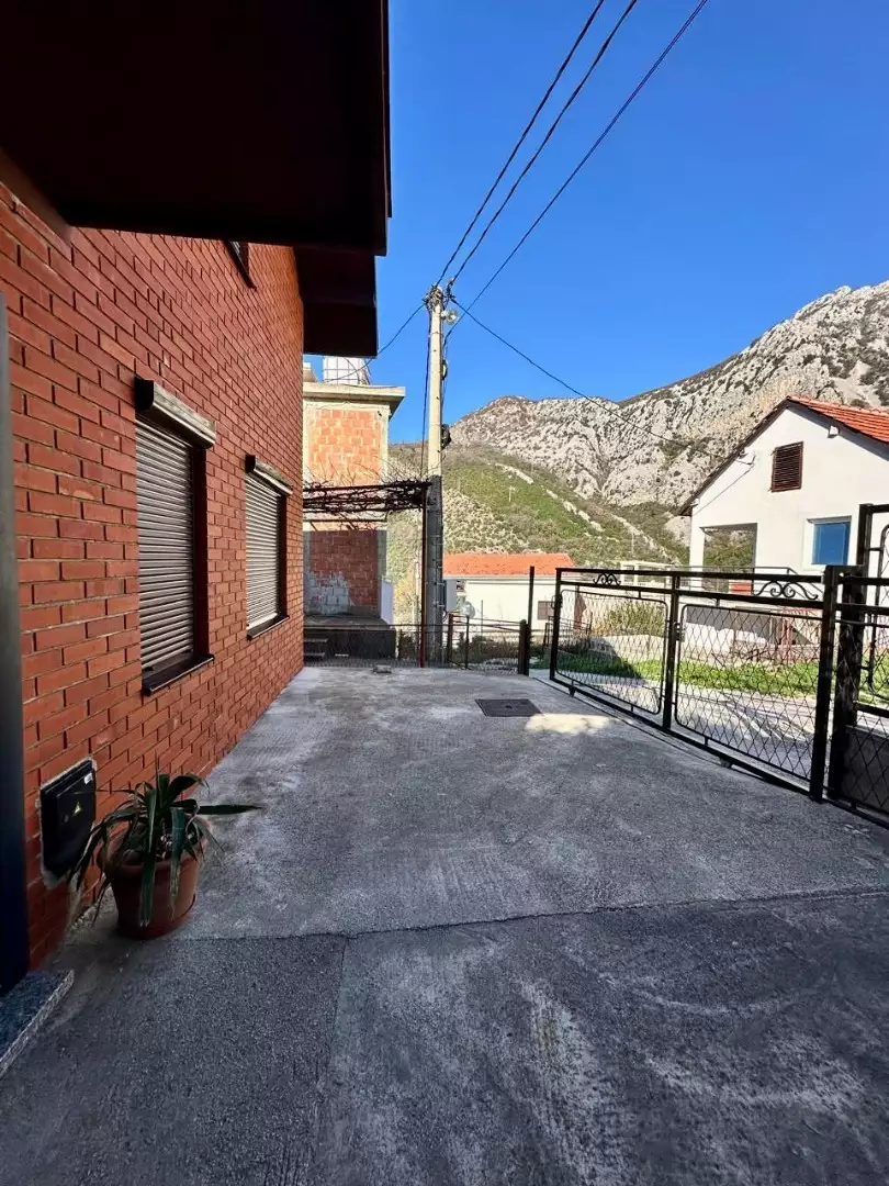 House 90m² in Montenegro, Sutomore. Priced at 120000€ rent photo-6
