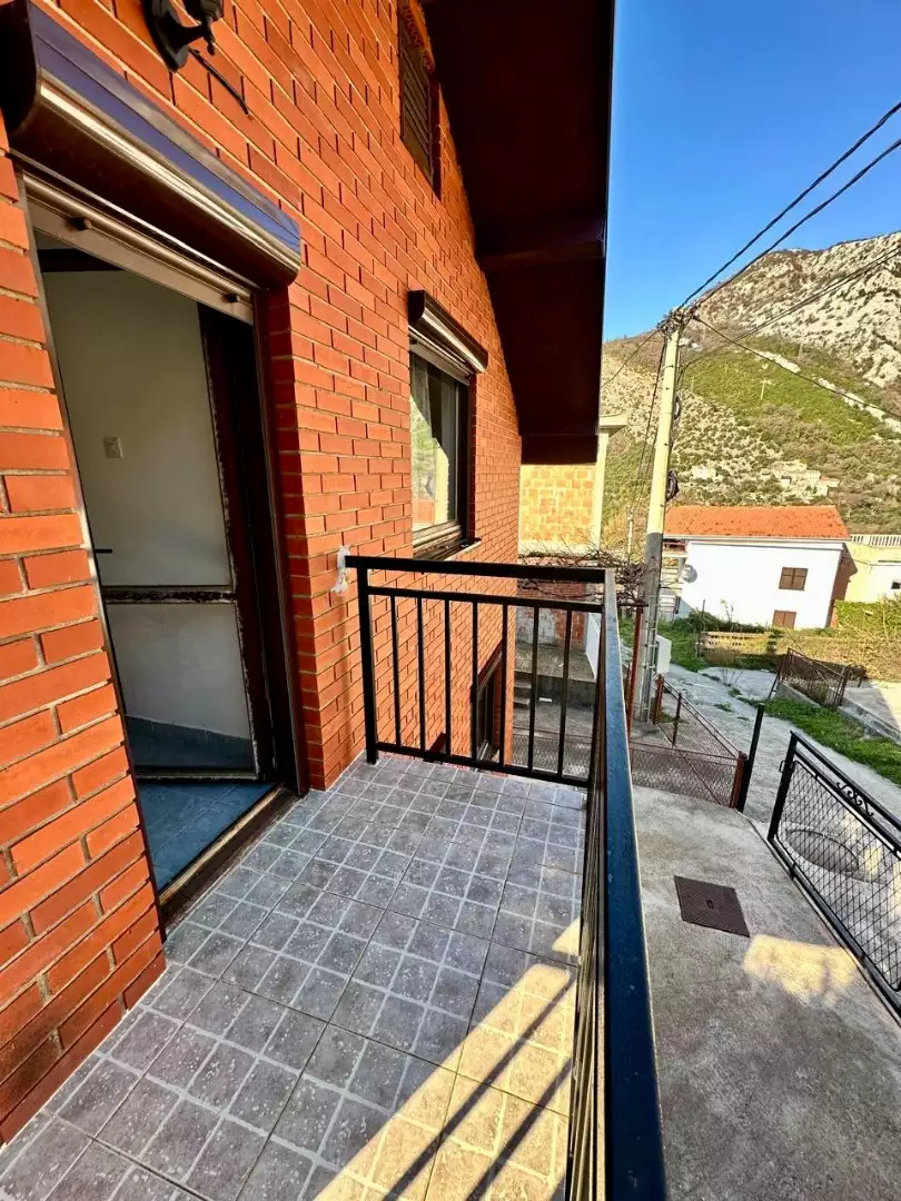 House 90m² in Montenegro, Sutomore. Priced at 120000€ rent photo-18