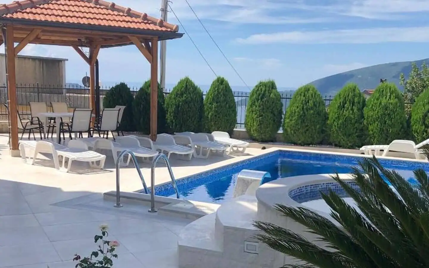 Hotels 280m² in Montenegro, Topla. Priced at 550000€ rent photo-7