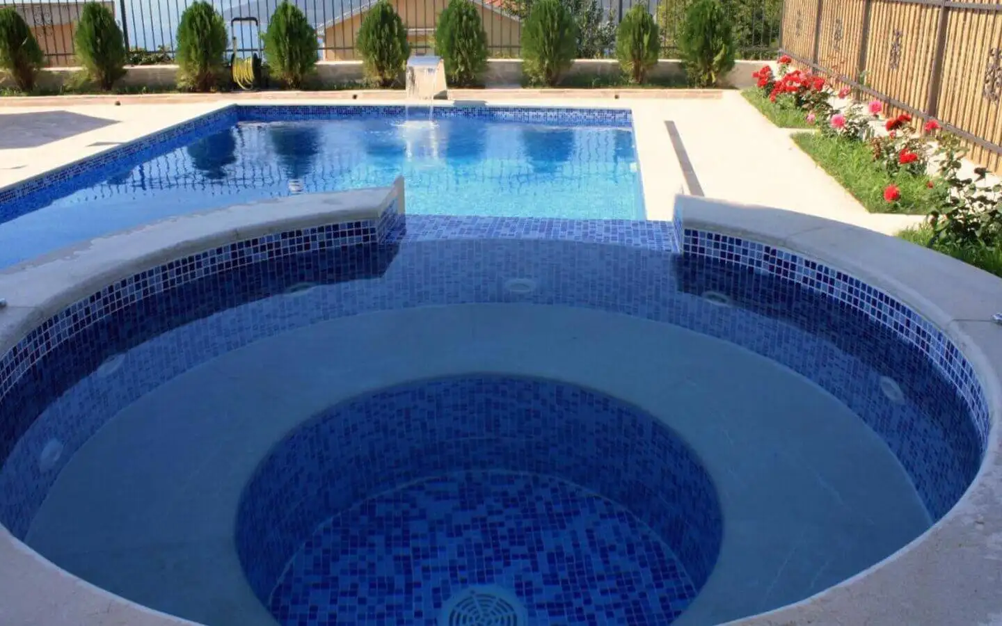 Hotels 280m² in Montenegro, Topla. Priced at 550000€ rent photo-10