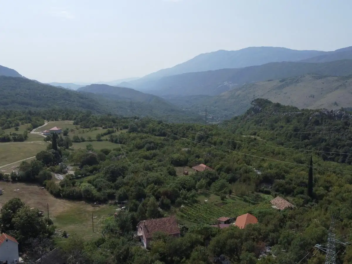 Land 1m² in Montenegro, Niksic. Priced at 180000€ rent photo-6