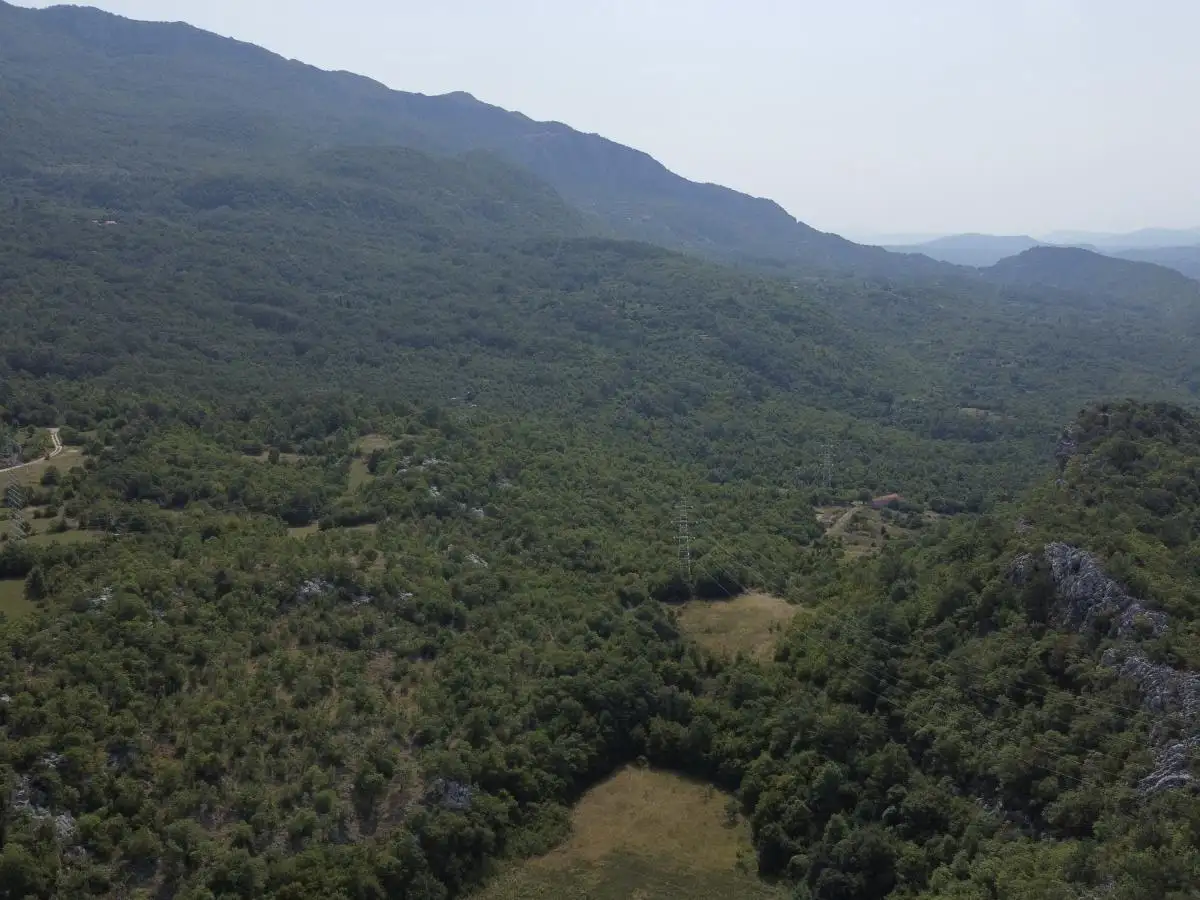 Land 1m² in Montenegro, Niksic. Priced at 180000€ rent photo-9