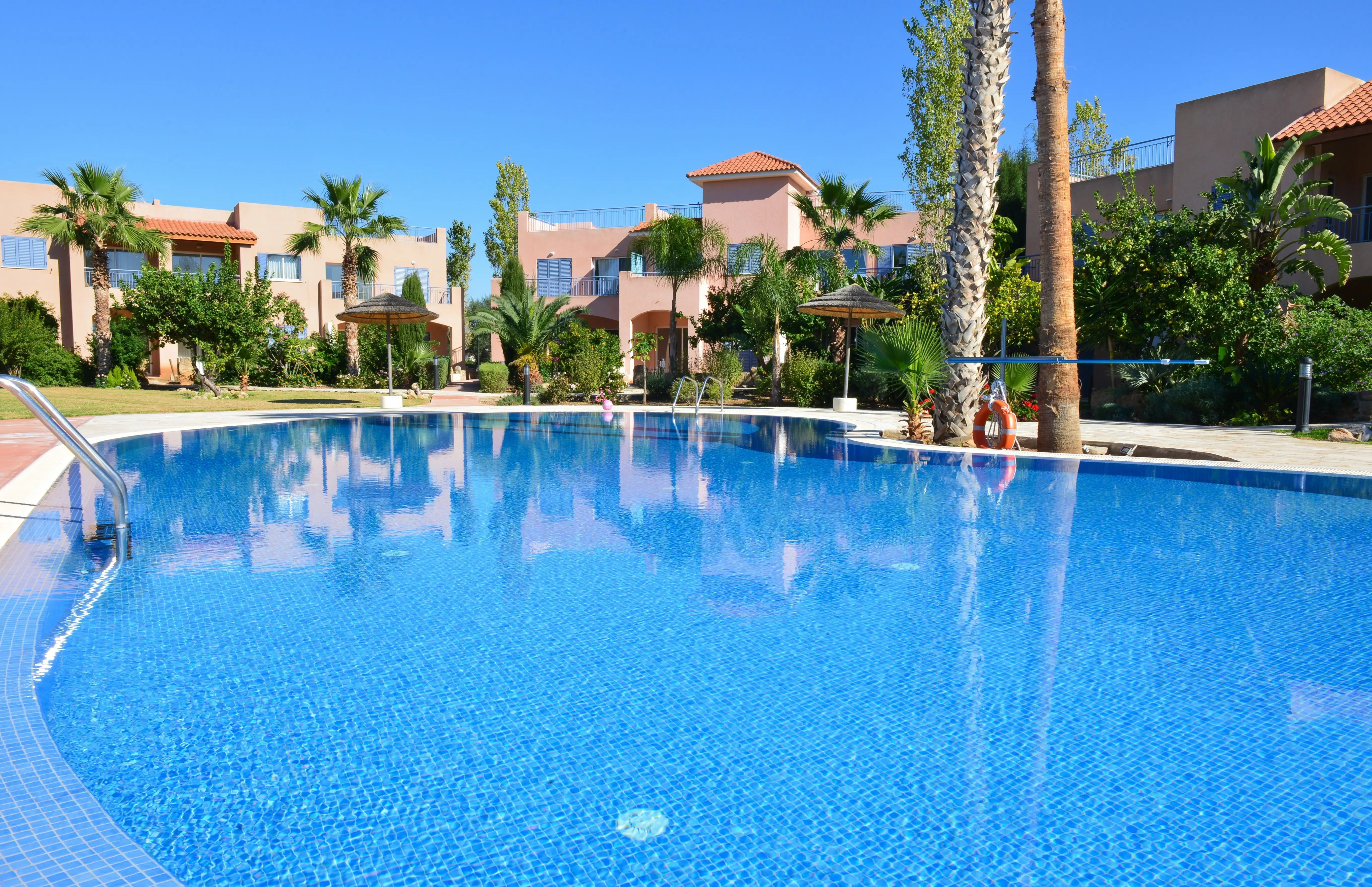 Flat 60m² in Cyprus, Mandria. Priced at 269000€ rent photo-3