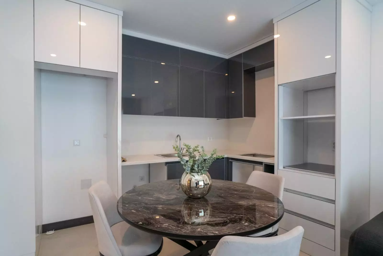 Flat 50m² in Turkey, Kestel. Priced at 99000€ rent photo-11